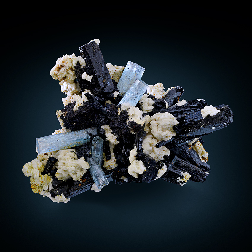 Aquamarine & Schorl Microcline
