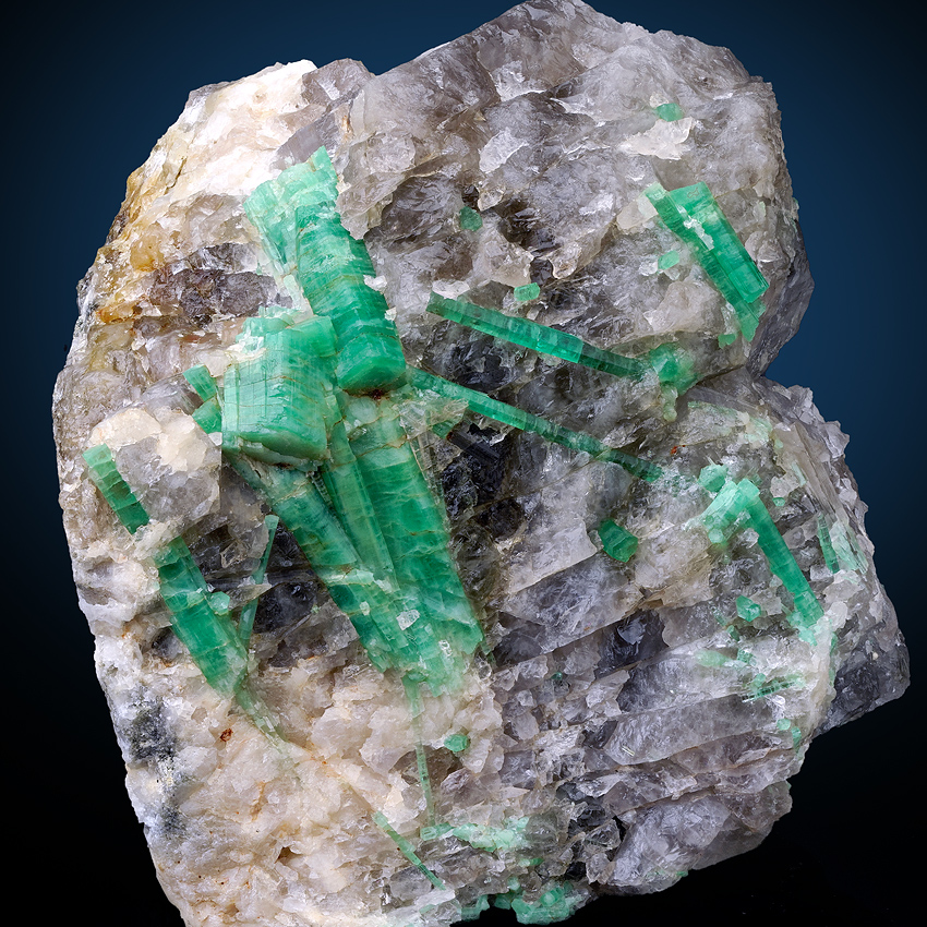 Beryl Var Emerald In Quartz