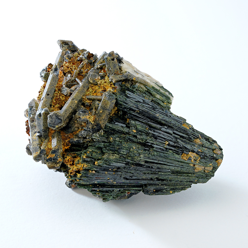 Zircon & Aegirine Quartz