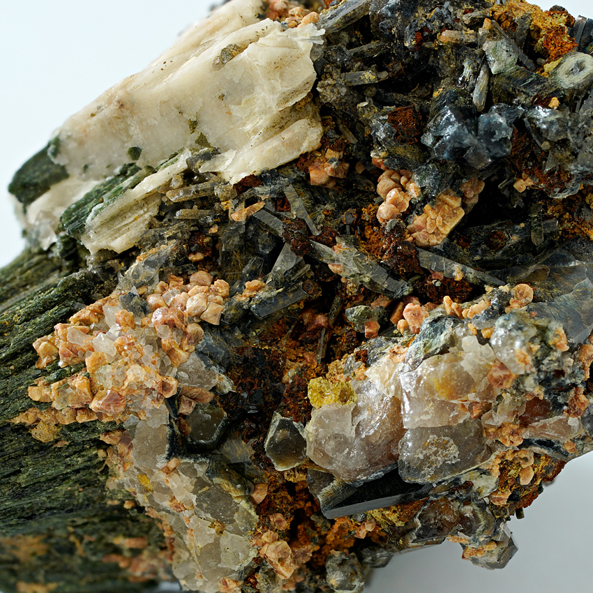 Zircon & Aegirine Quartz