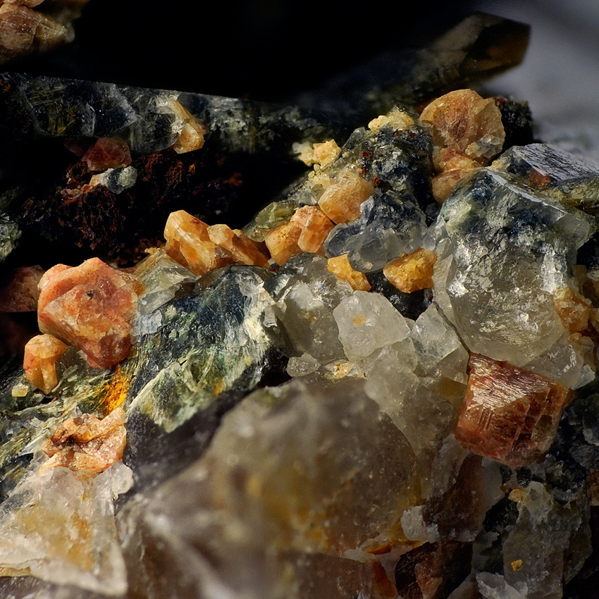 Zircon & Aegirine Quartz