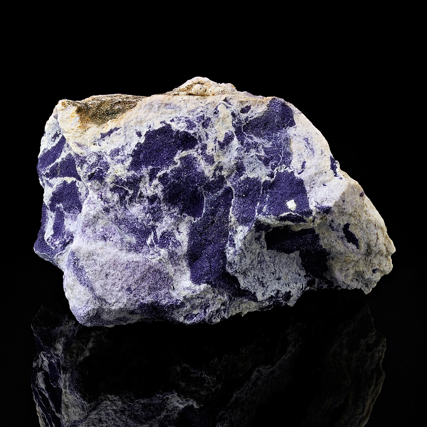 Fluorite Var Ratovkite