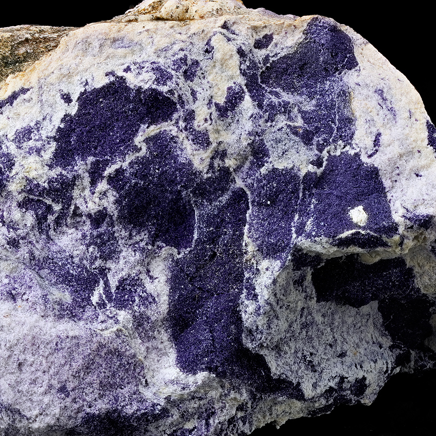 Fluorite Var Ratovkite