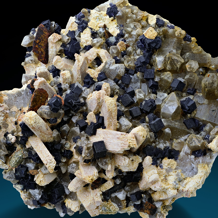Fluorite Limonite Psm Siderite Smoky Quartz & Microcline