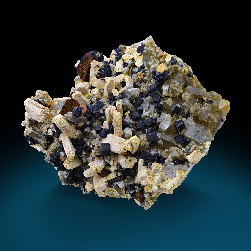 Fluorite Limonite Psm Siderite Smoky Quartz & Microcline