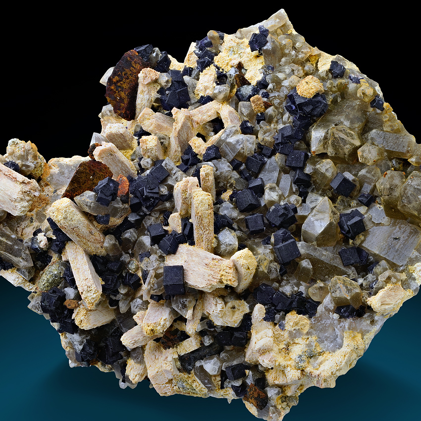 Fluorite Limonite Psm Siderite Smoky Quartz & Microcline