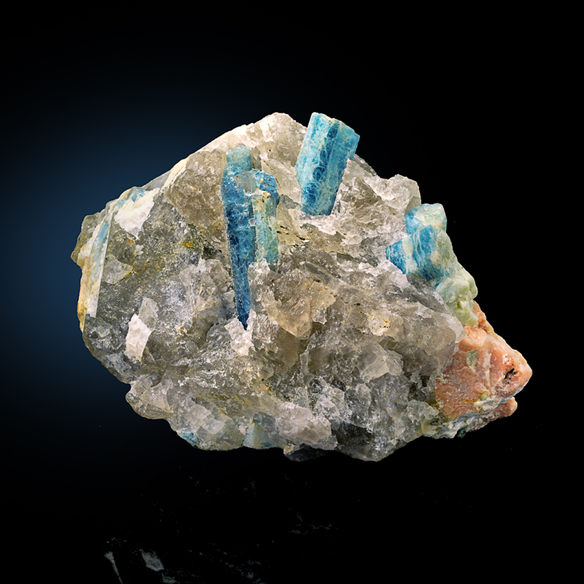 Beryl Var Aquamarine In Quartz