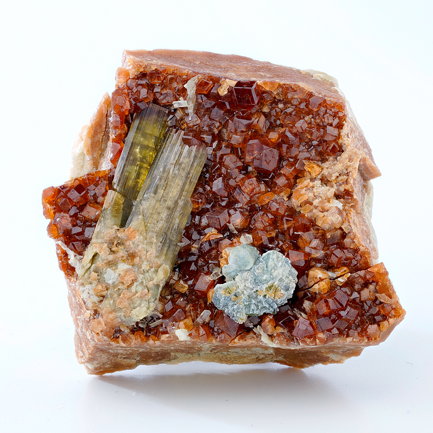 Diopside On Grossular Var Hessonite