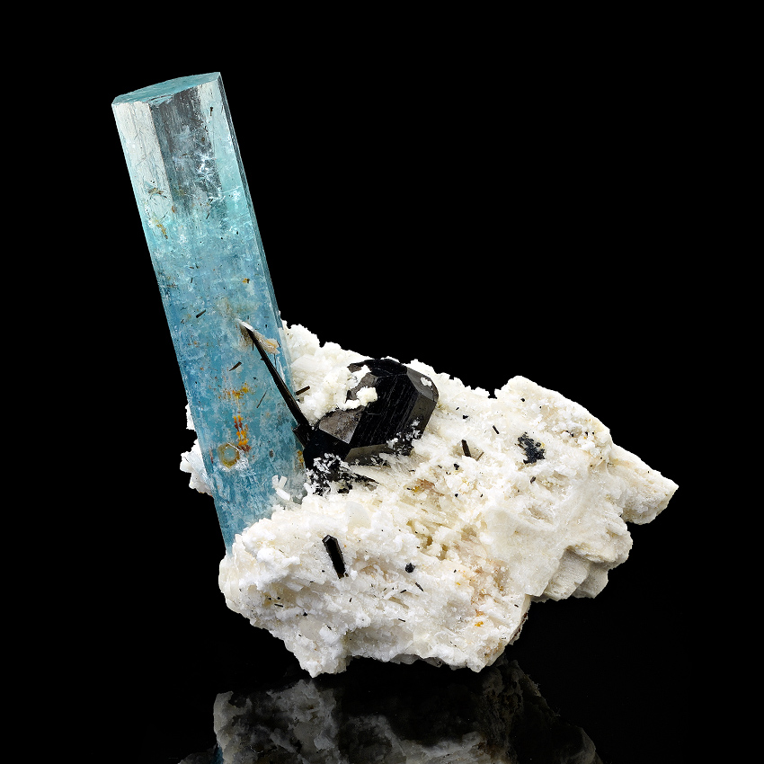 Beryl Var Aquamarine Schorl On Microcline
