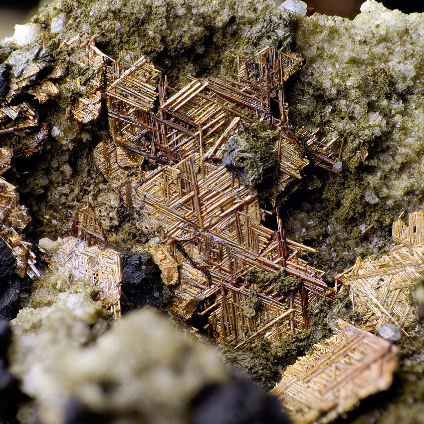 Rutile Var Sagenite Chamosite Pericline