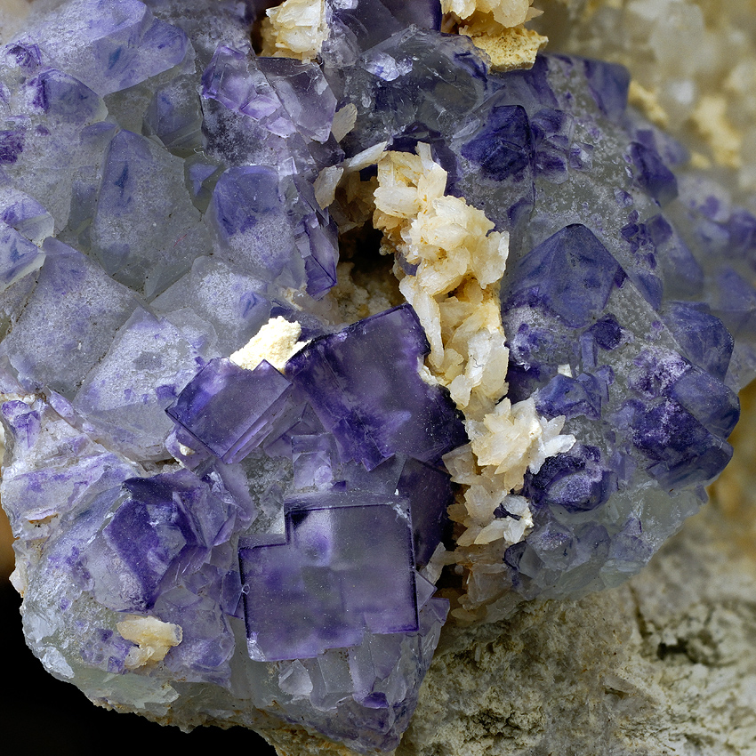 Fluorite & Stilbite