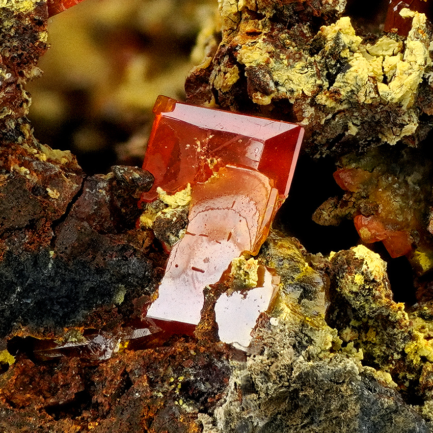Wulfenite & Mimetite