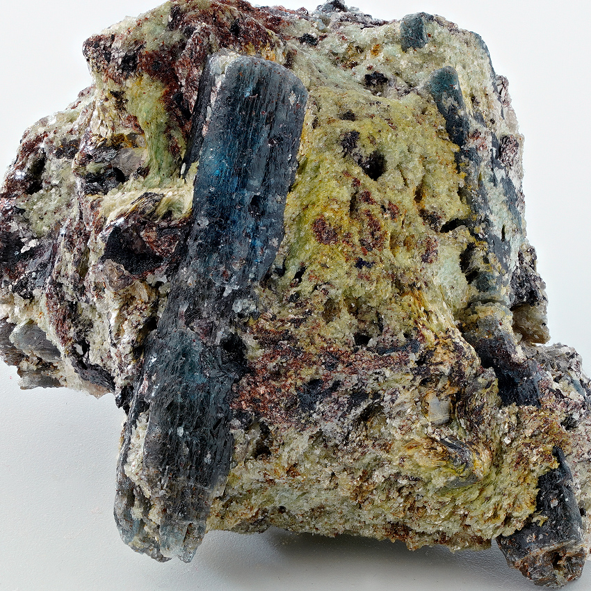 Kyanite & Fuchsite