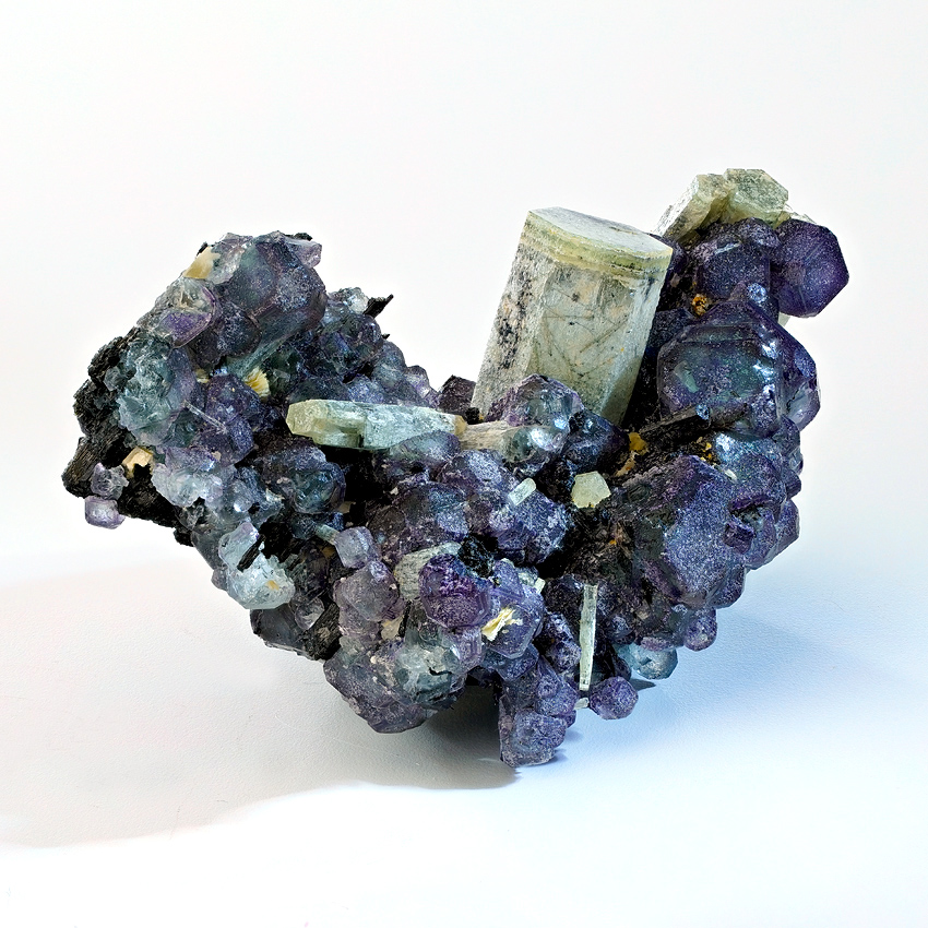 Beryl Var Heliodor & Fluorite