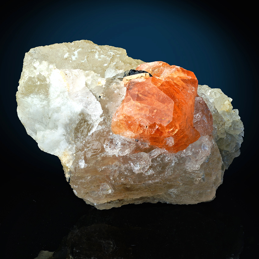 Garnet Var Spessartine & Schorl