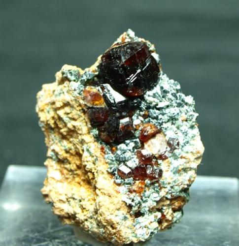 Hessonite