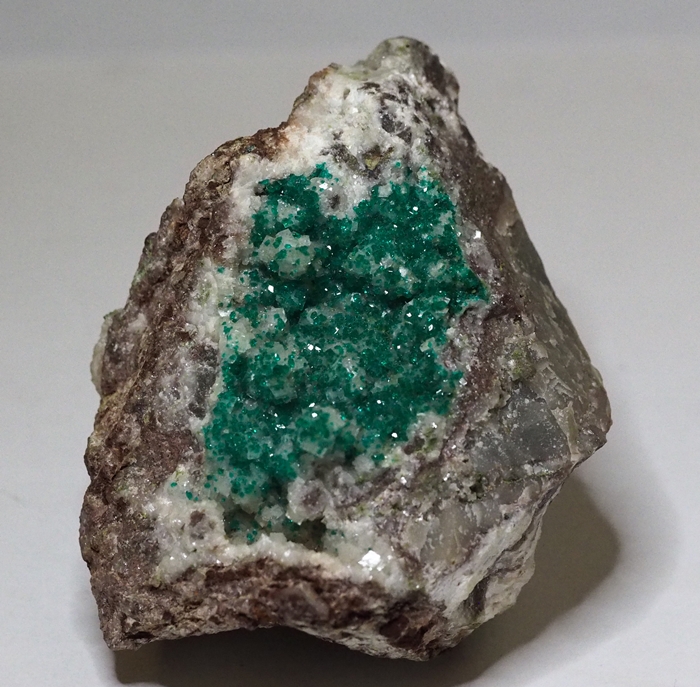 Dioptase On Calcite