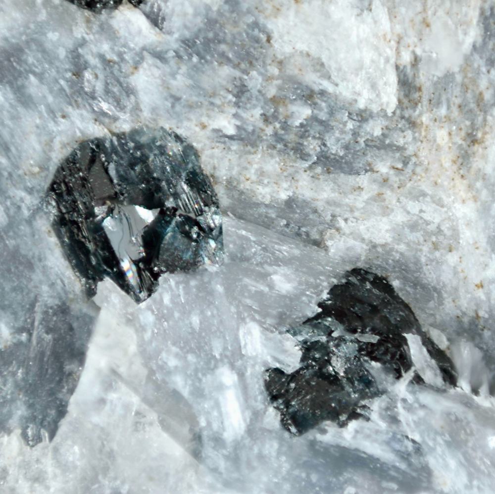 Agrellite & Ferri-katophorite