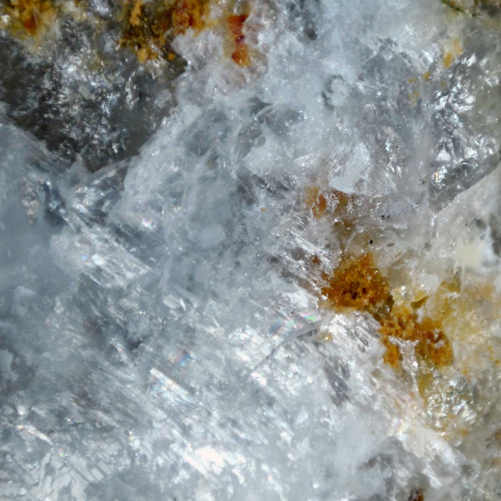 Krauskopfite Traskite & Macdonaldite