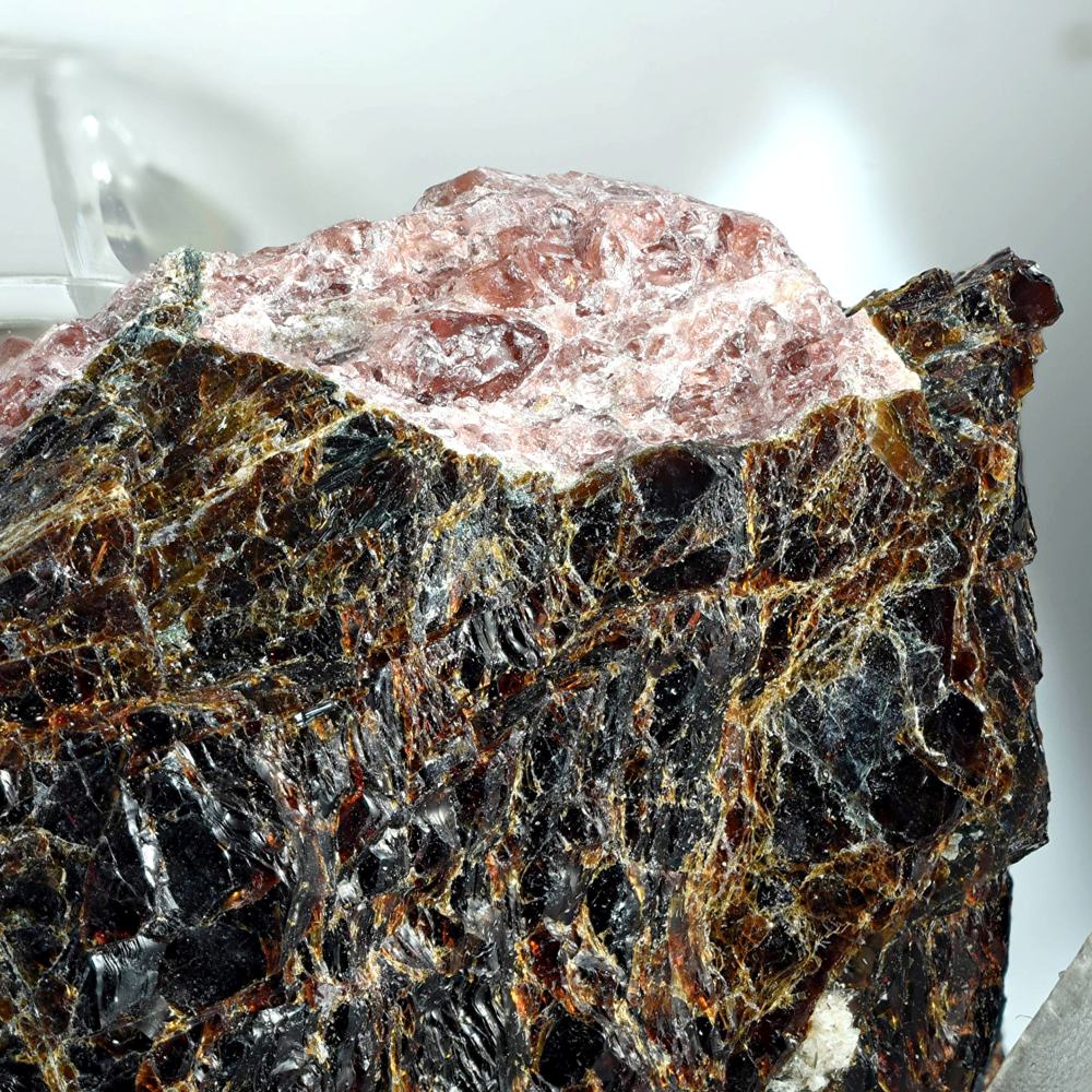 Lamprophyllite & Eudialyte