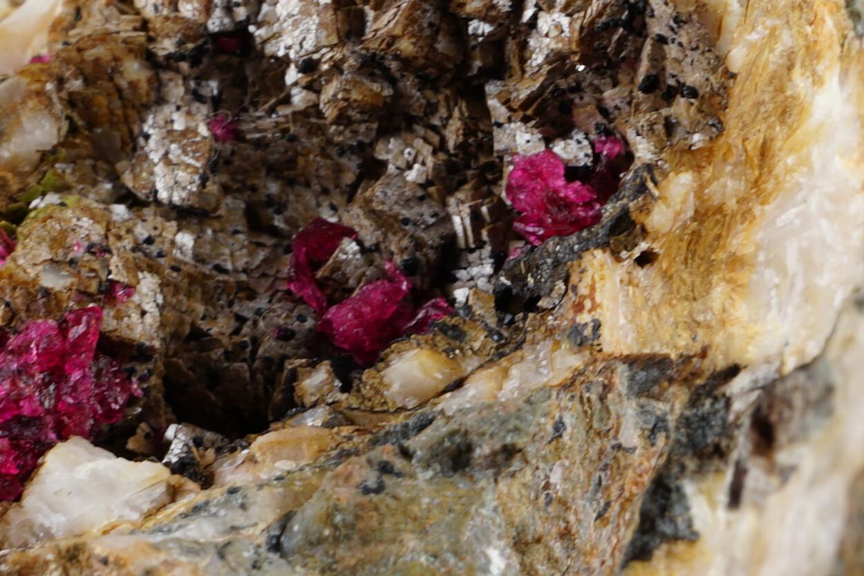 Roselite & Dolomite