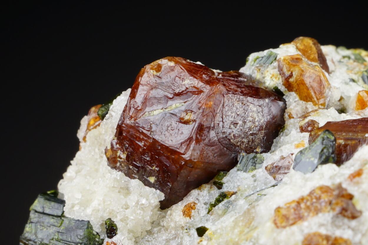 Garnet Var Hessonite & Diopside