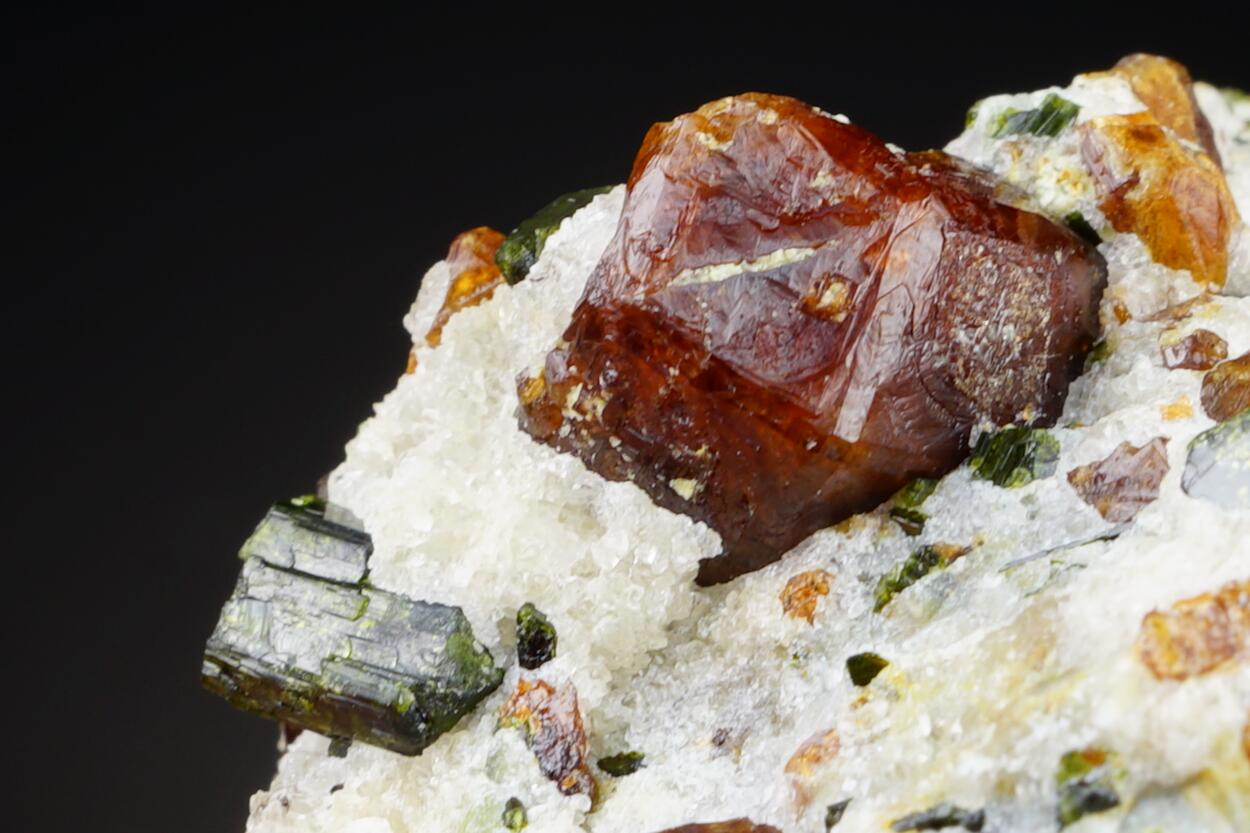 Garnet Var Hessonite & Diopside