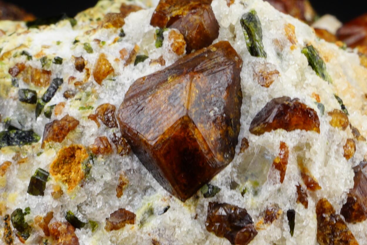 Garnet Var Hessonite & Diopside