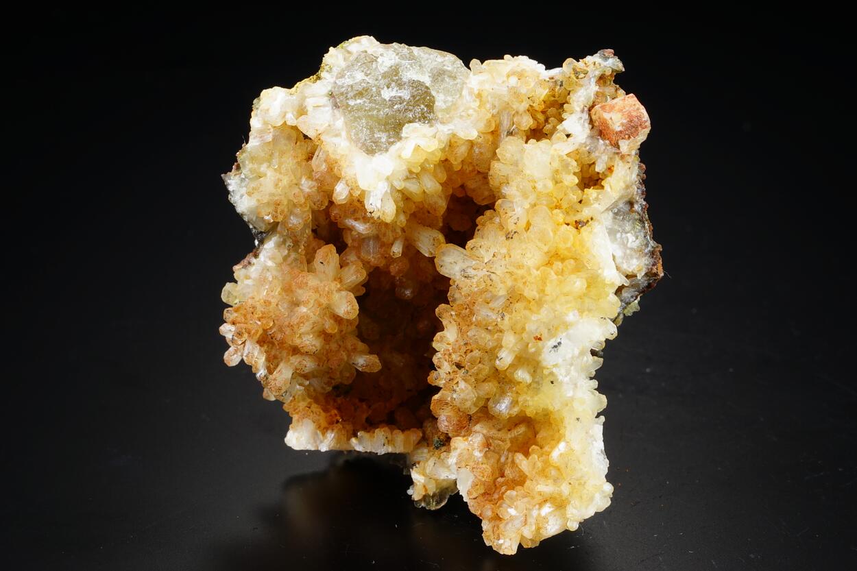 Apatite Actinolite & Stilbite