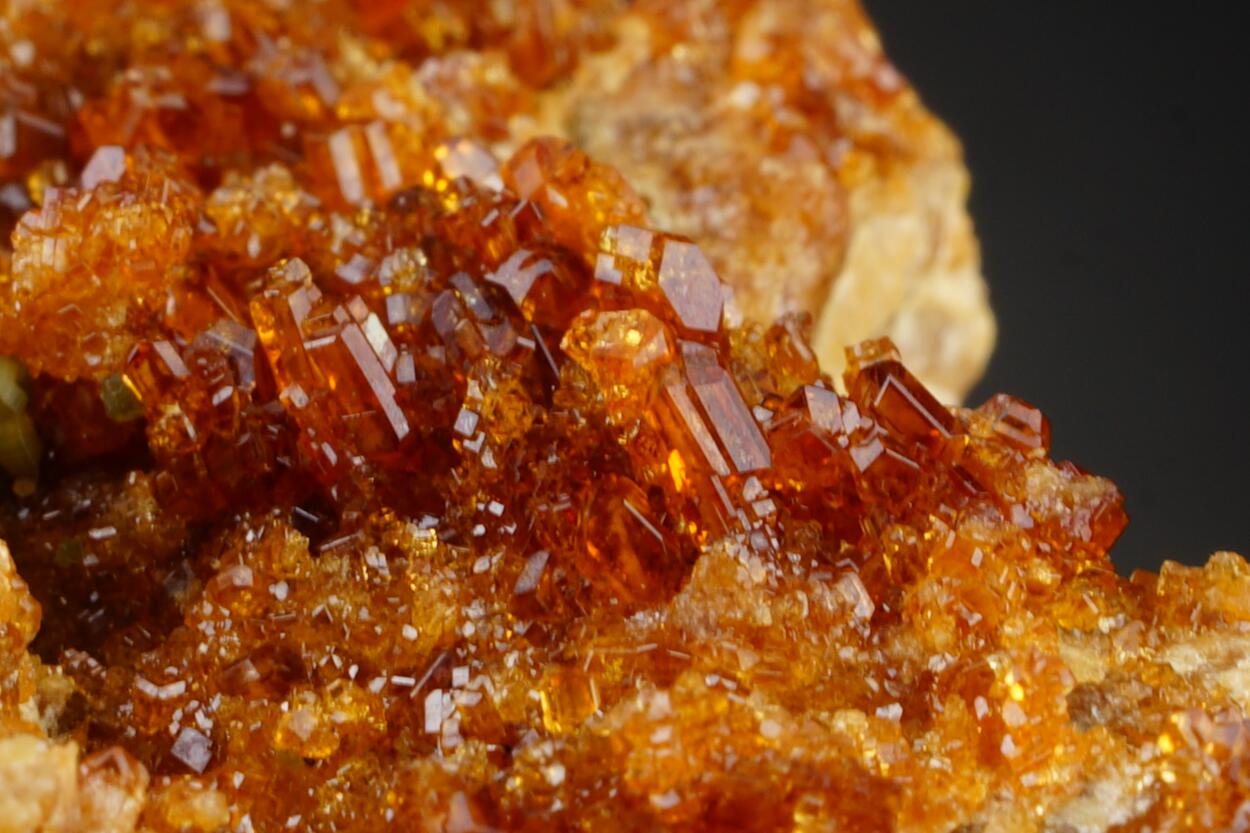 Grossular Var Hessonite & Clinochlore