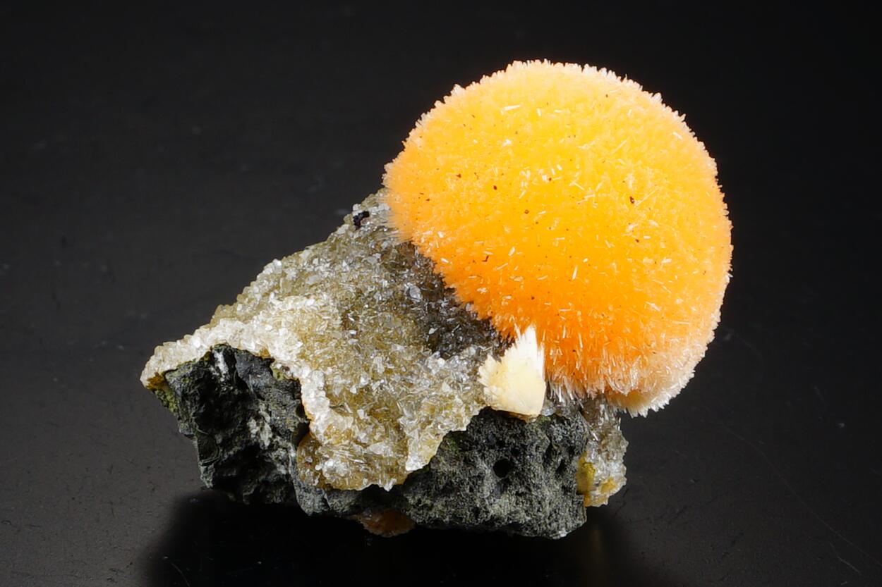 Thomsonite Mesolite & Stilbite