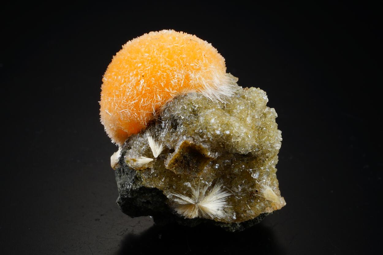 Thomsonite Mesolite & Stilbite