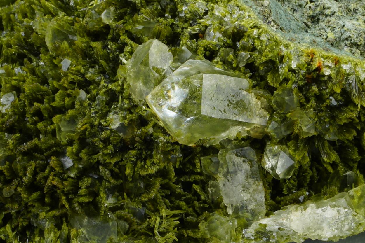 Clinozoisite & Quartz