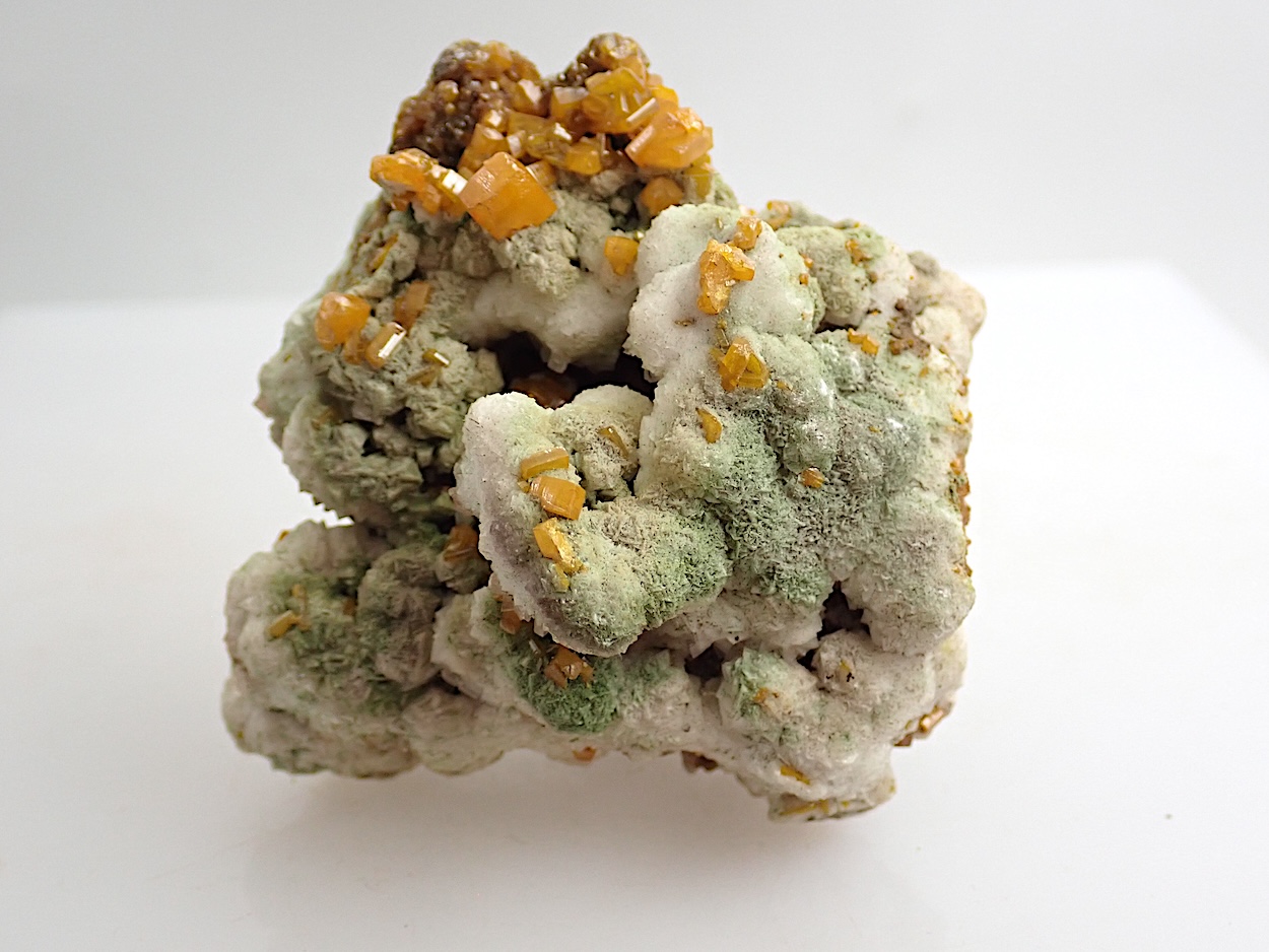 Wulfenite