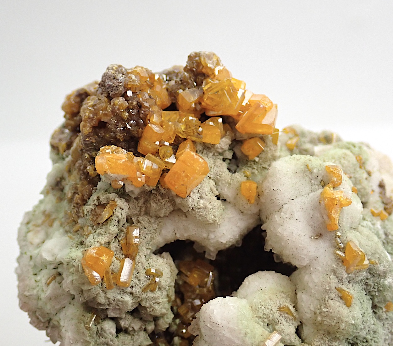 Wulfenite