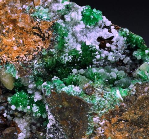 Annabergite Calcite & Psilomelane