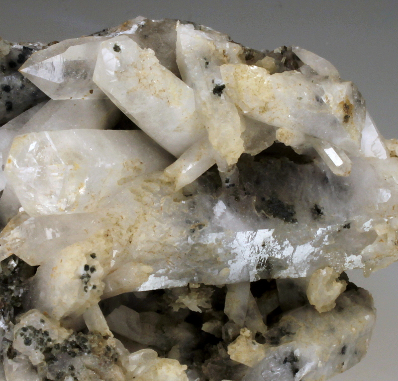 Quartz & Clinochlore