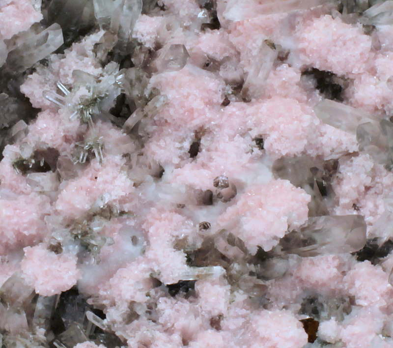 Rhodochrosite Quartz & Chalcopyrite