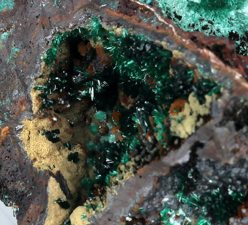 Brochantite & Malachite