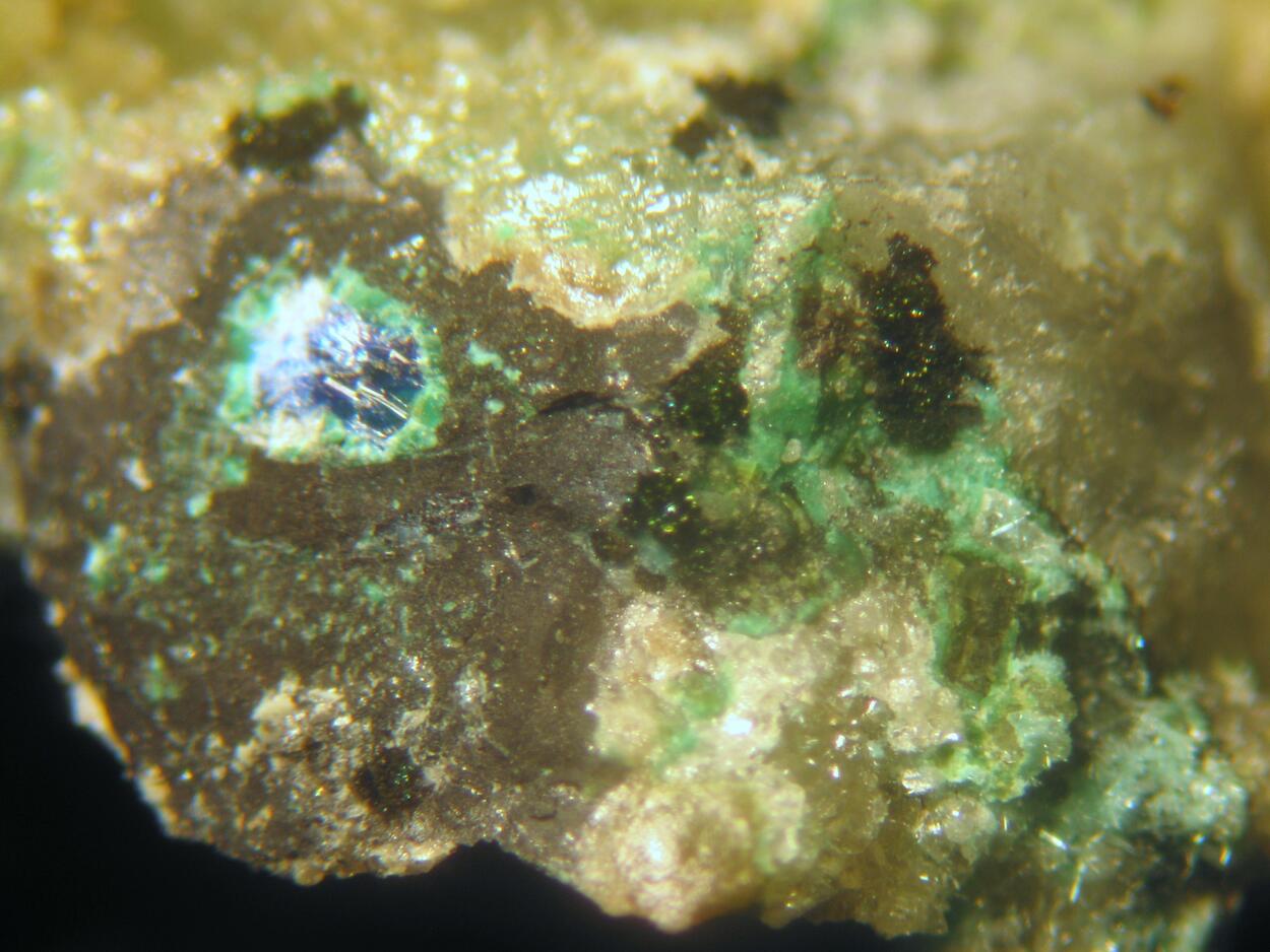 Caledonite Cerussite