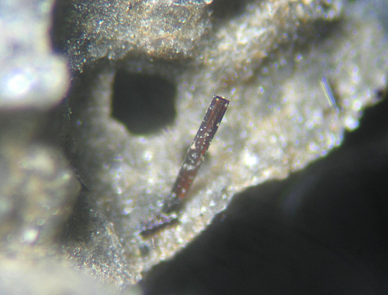 Pseudobrookite Hematite & Magnetite