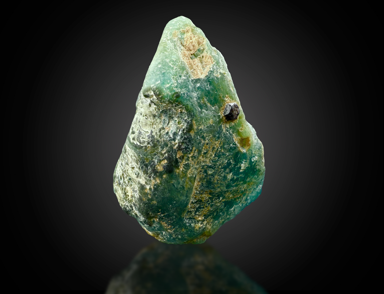 Grandidierite With Garnet