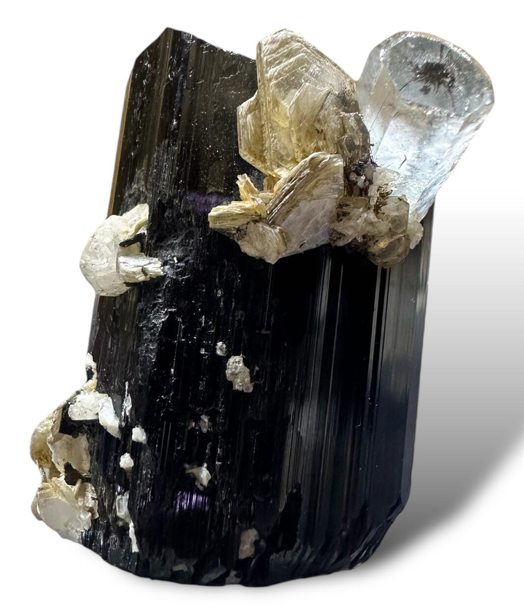 Aquamarine On Schorl