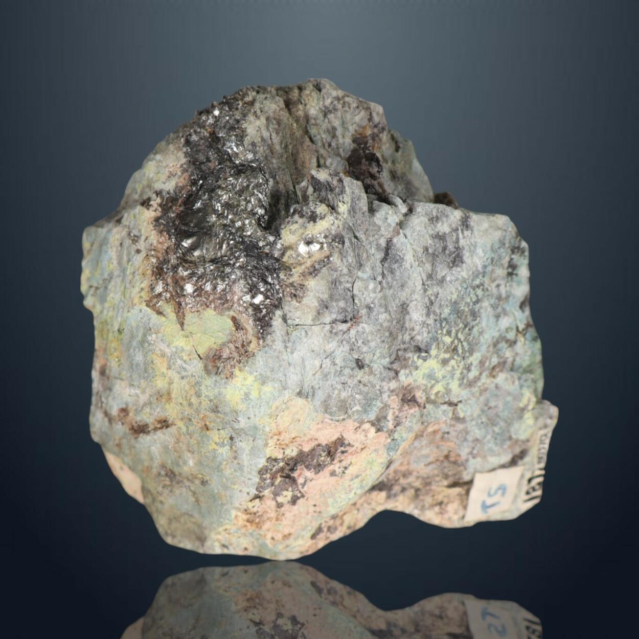 Autunite Zircon Var Cyrtolite Uraninite Uranophane