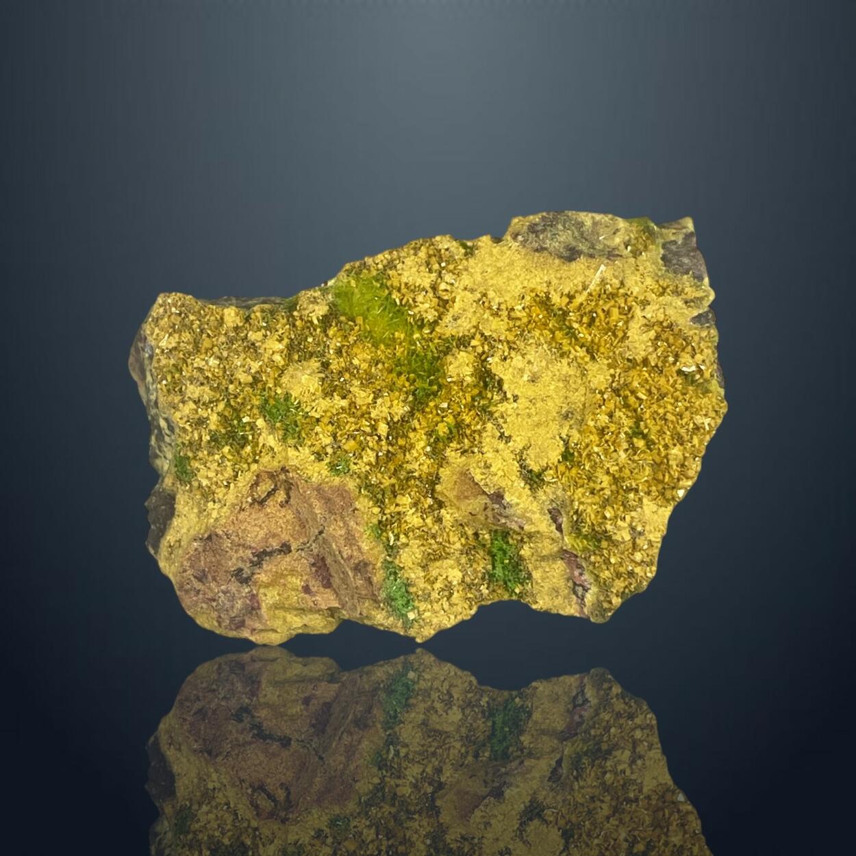 Soddyite Cuprosklodowskite & Rutherfordine