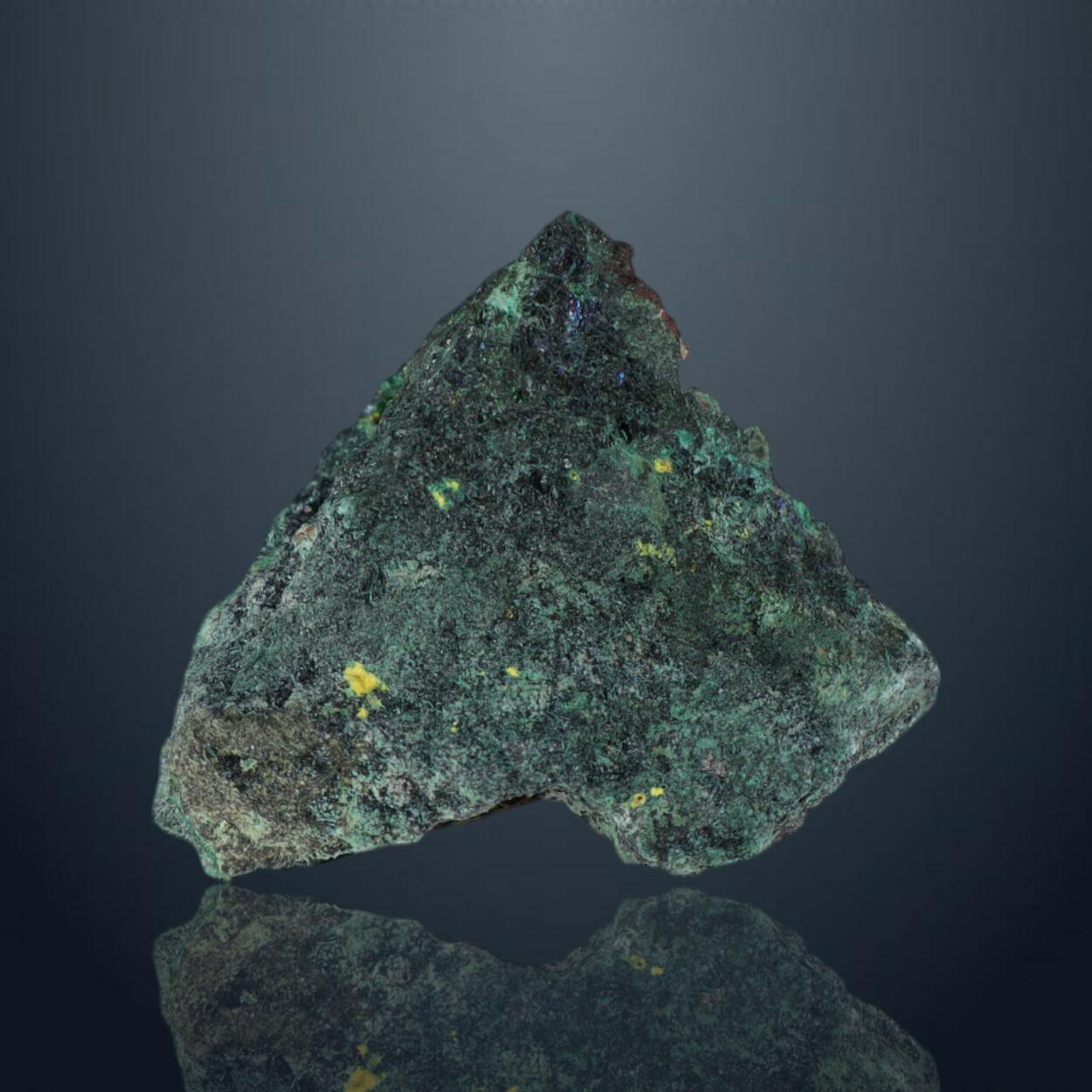 Guilleminite With Cuprosklodowskite