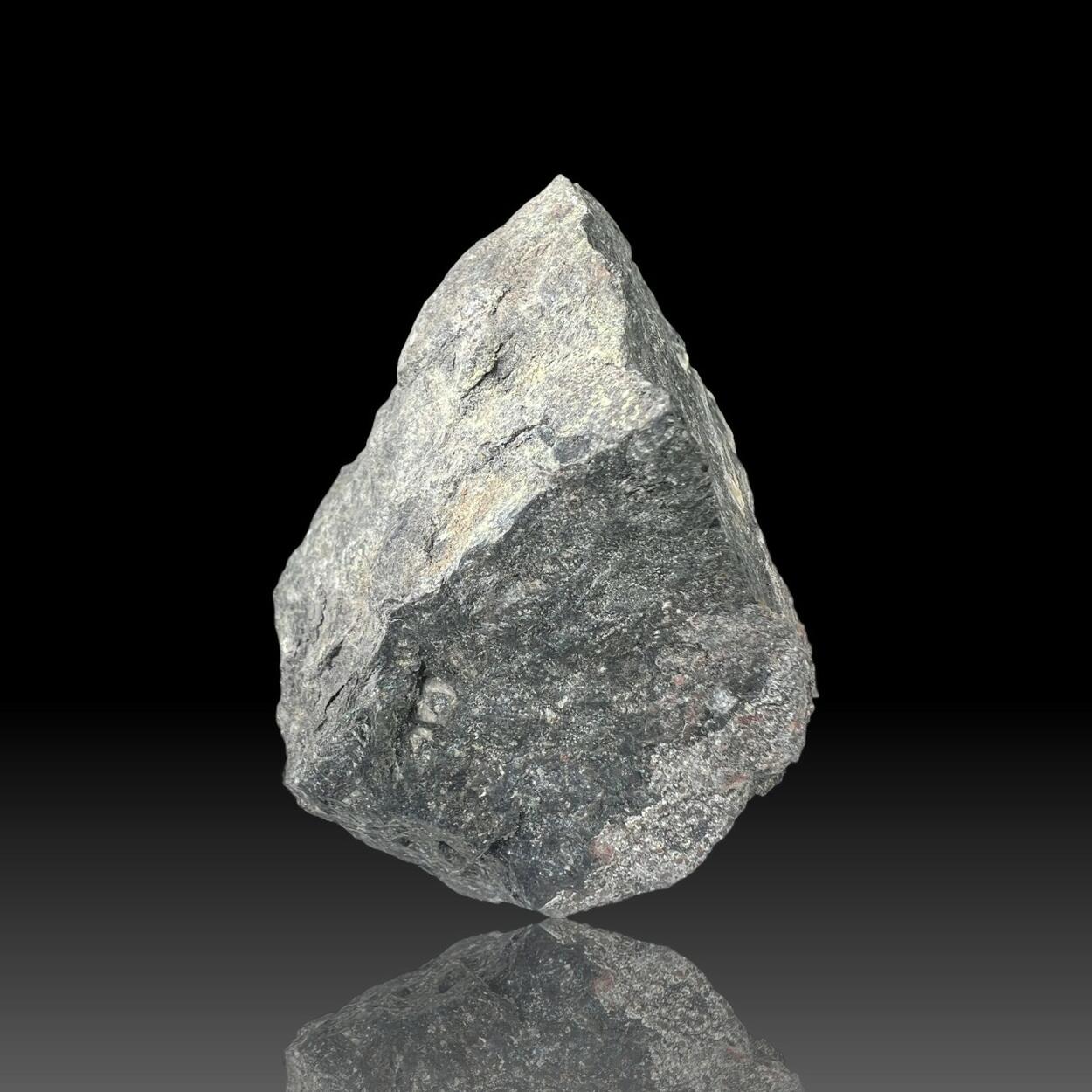 Uraninite Var Pitchblende With Chalcocite