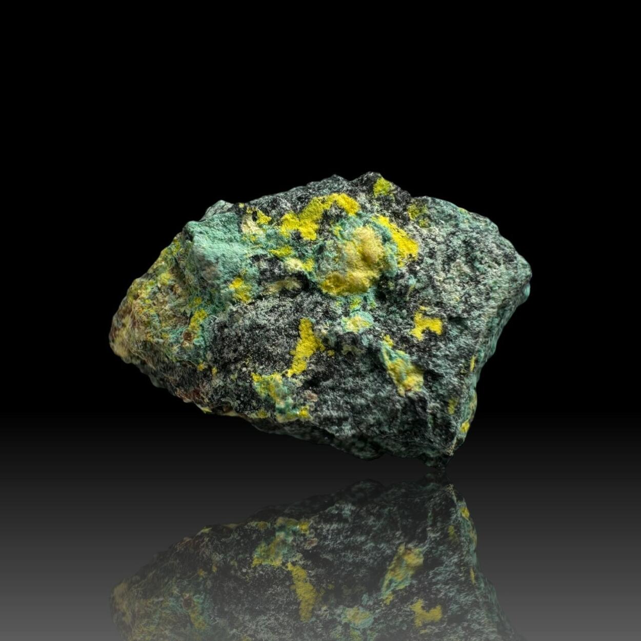 Guilleminite Malachite Digenite