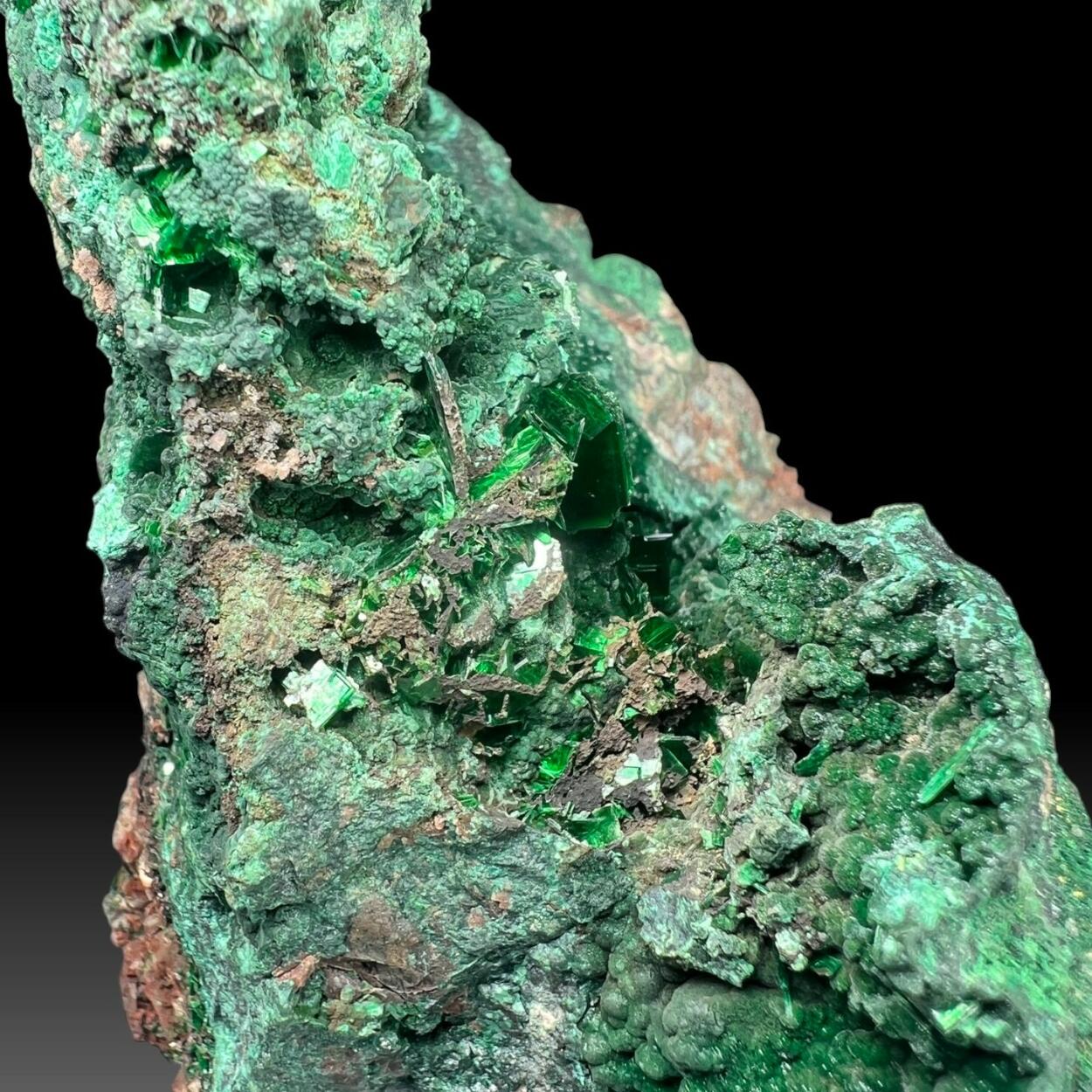 Metatorbernite With Malachite