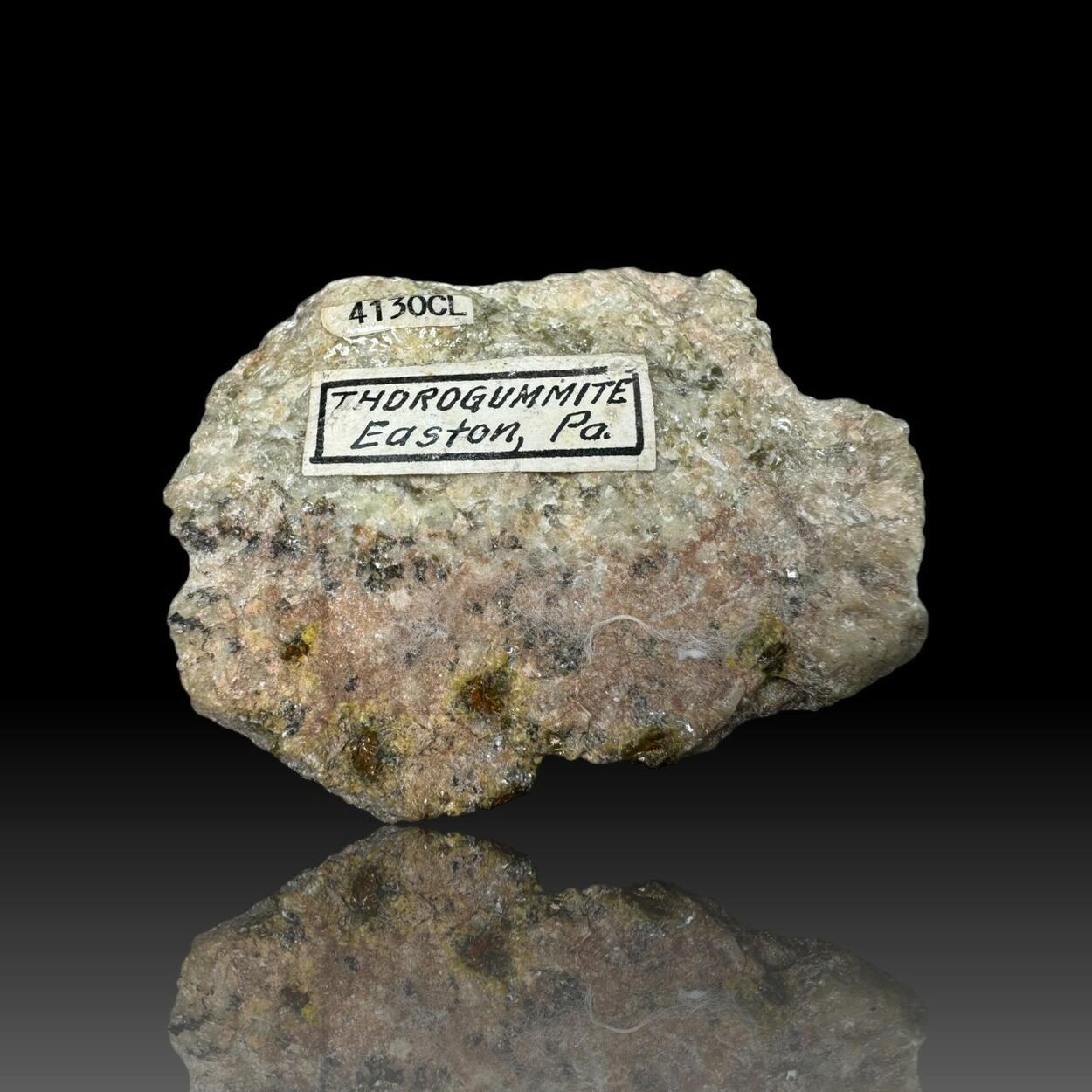 Wölsendorfite With Thorogummite & Thorite